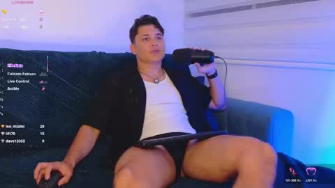 Chris Argent online show from October 26, 5:41 am