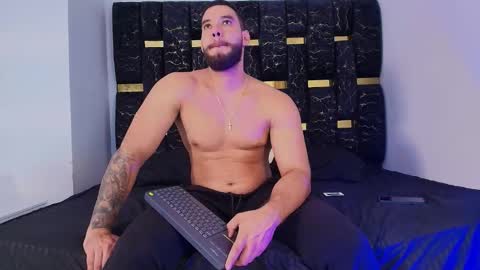 Chris B online show from November 21, 6:50 pm