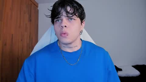 Chris Cooper Independent model online show from February 9, 2:49 am