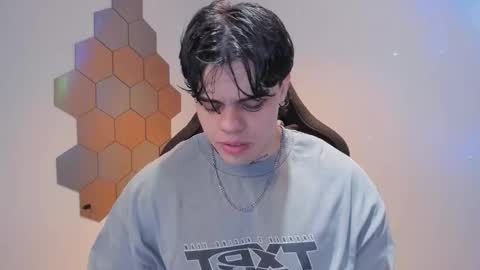 Chris Cooper Independent model online show from December 2, 2:54 am