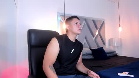 Chris Diamond online show from February 25, 9:18 pm