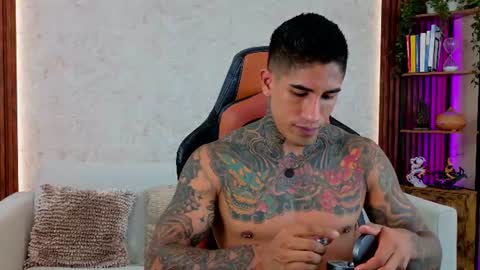 chris reilly online show from June 14, 3:25 pm
