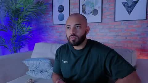 Chris Varden online show from May 12, 7:12 pm