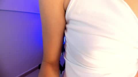 Chris online show from April 7, 7:27 pm