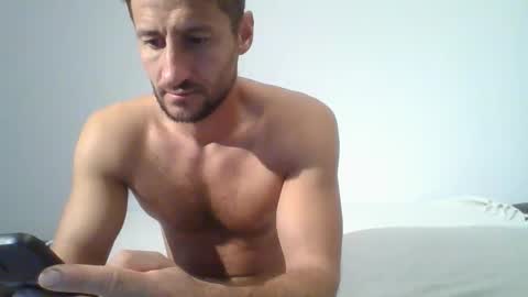 chrisaron online show from November 8, 3:42 am