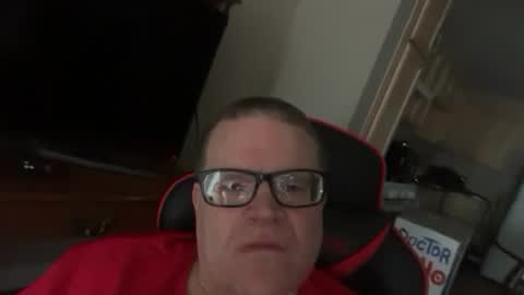Chris online show from August 6, 2:15 pm