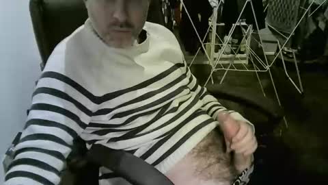 chrisprngr online show from February 22, 9:06 pm