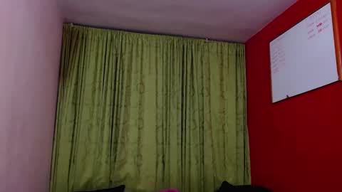 chriss_james online show from January 30, 5:52 am