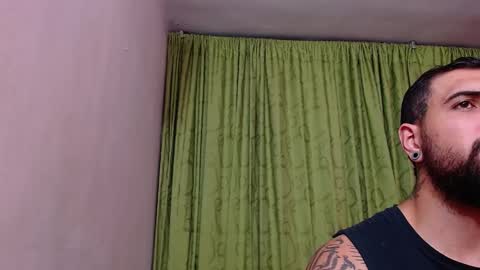 chriss_james online show from February 21, 5:46 am
