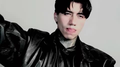 CHRIS  INDEPENT MODEL online show from November 7, 1:08 am