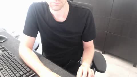 Chris online show from September 18, 8:18 am