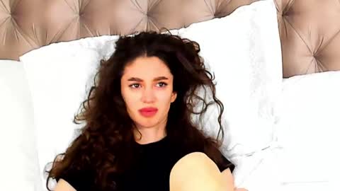 christinaconte online show from February 27, 1:41 am