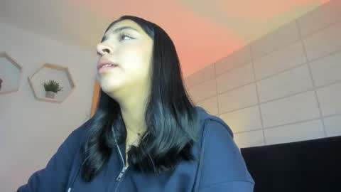 Christine  online show from January 12, 12:01 pm