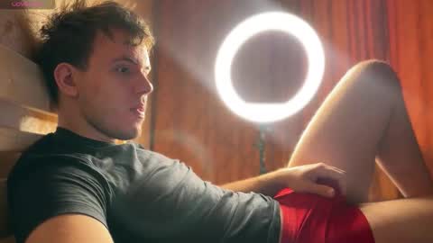 Christopher online show from March 2, 10:00 am