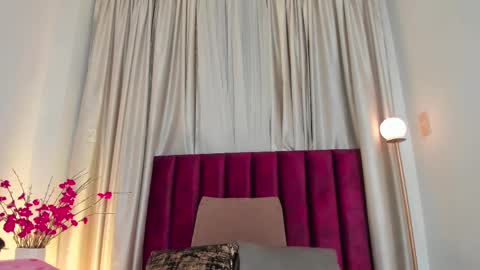 Christy online show from March 6, 6:16 pm