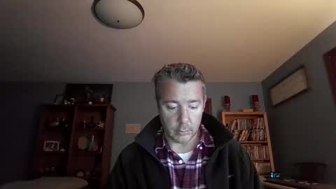 chrisw8121 online show from December 22, 11:00 pm