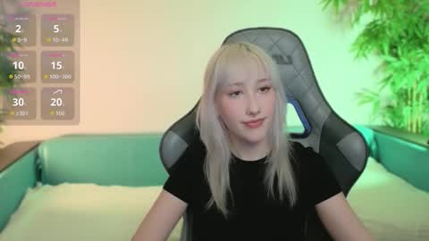 EvaBlonde TayaBrunette EliieBlack hair online show from February 17, 2:38 pm