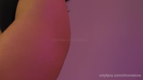 Gwendy Fox online show from April 14, 1:09 am