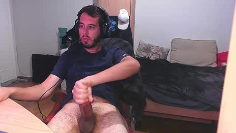 Chromefox123 online show from November 30, 6:20 am