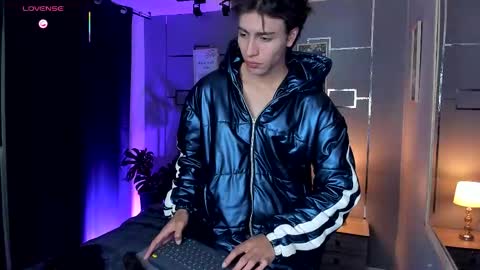 Snapshot of chrristopher77 chatting on October 9, 2:22 pm chrristopher77 online show from October 9, 2:22 pm