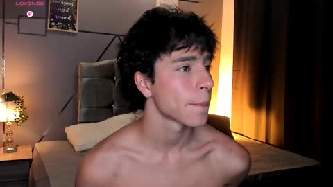 chrristopher77 online show from November 21, 1:31 pm