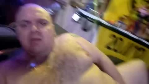 chubbyman40 online show from February 5, 4:49 am