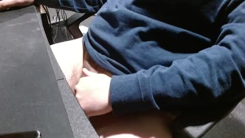 chubbyuncut5 online show from April 8, 4:04 am