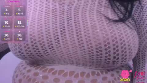Snapshot of chuby_pau chatting on October 23, 5:20 am paula online show from October 23, 5:20 am