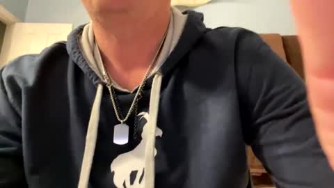 chucktownguy81 online show from December 3, 2:42 am