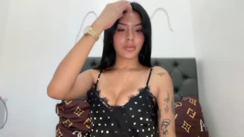 ciaxxmendezz online show from June 17, 7:19 pm