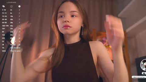   L  online show from October 12, 4:38 am