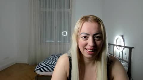 cindy2510 online show from December 16, 10:43 am