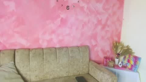 cinna__ online show from June 3, 9:09 pm