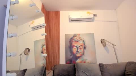 Cintia online show from December 15, 10:22 am