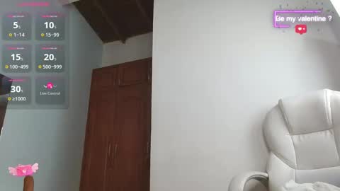 Cintia Hills online show from February 27, 7:41 am