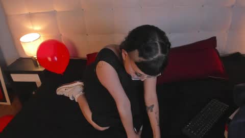 Cintya online show from February 25, 1:09 am