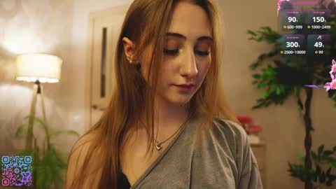 Little Amy online show from April 1, 2:25 pm