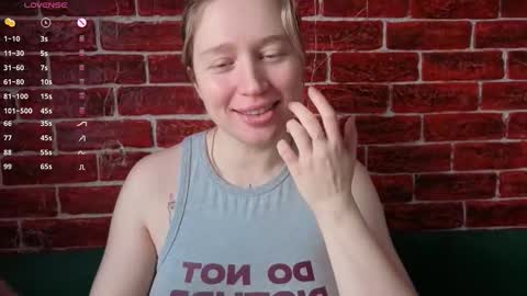 citrusblissss online show from February 13, 4:27 am