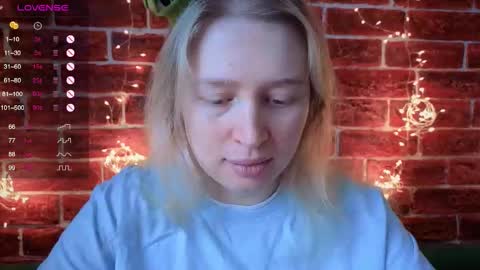 citrusblissss online show from January 8, 3:23 am