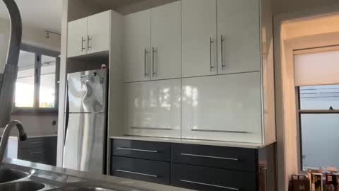 Claire online show from December 3, 7:31 am