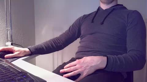 clamshive7 online show from March 27, 10:22 pm