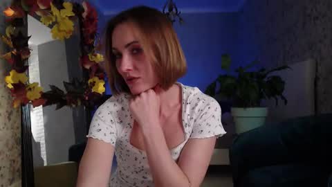 Clara online show from October 28, 7:37 pm