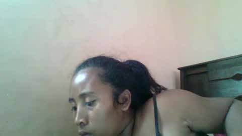 Clarah0123 online show from January 13, 10:36 am