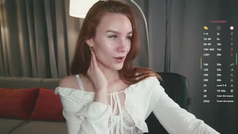 Claire online show from April 29, 3:50 pm