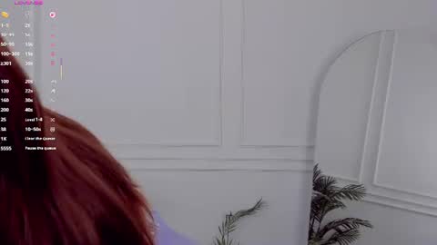 Claire online show from July 31, 2:18 pm