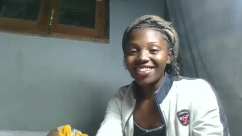 clarisse98 online show from October 25, 6:30 pm