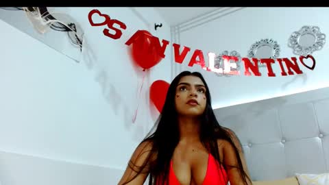 clark__naahia online show from February 14, 9:21 pm