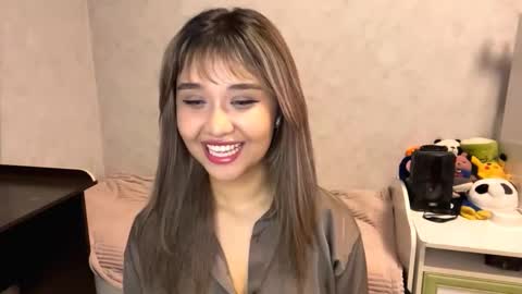 Lara online show from November 13, 6:32 pm