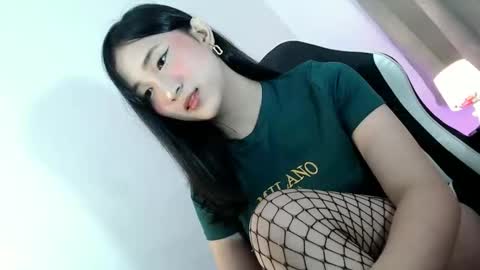 MIKAY OR MIKAH online show from September 14, 11:39 pm