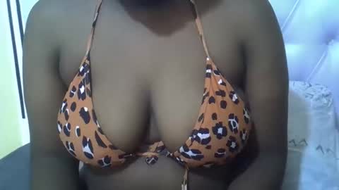 classy_zoey online show from October 27, 9:53 am